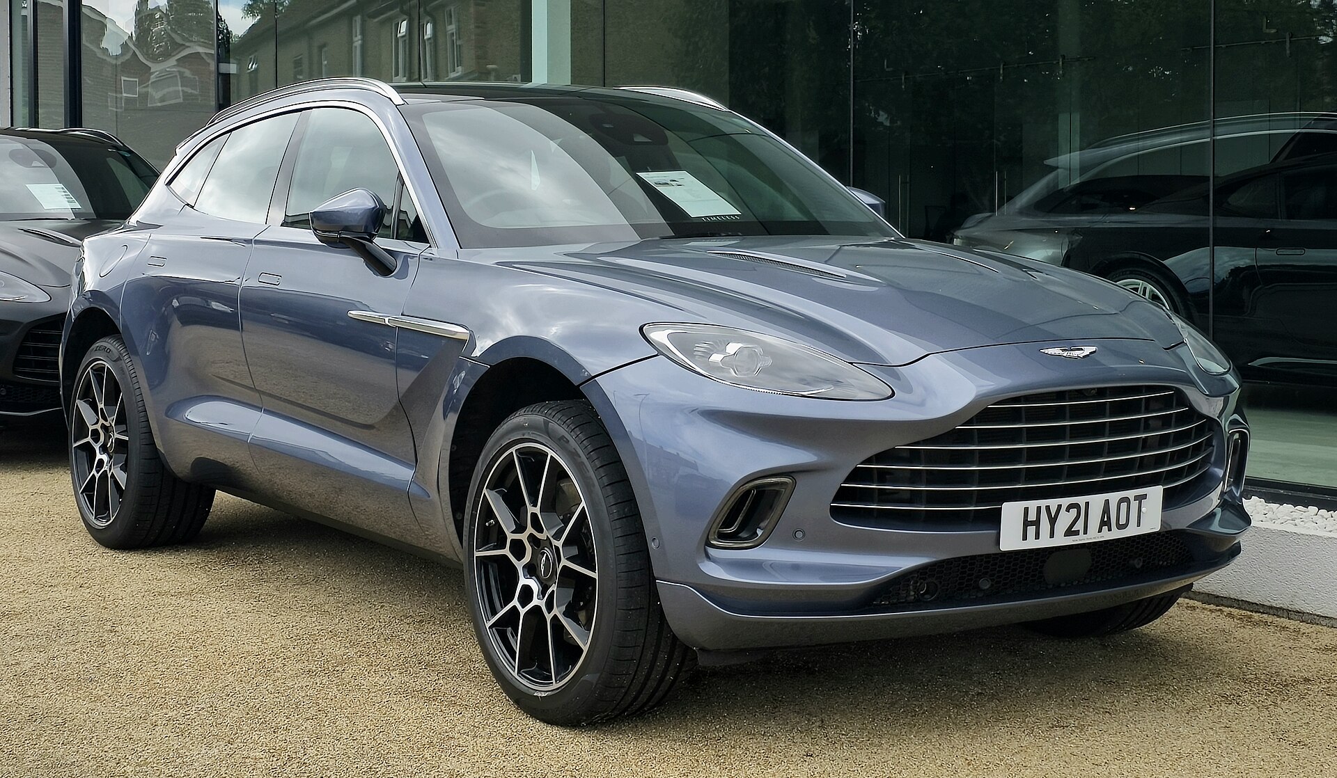 How to Buy an Aston Martin DBX in 2026: Pricing from $95,000 to $135,000
