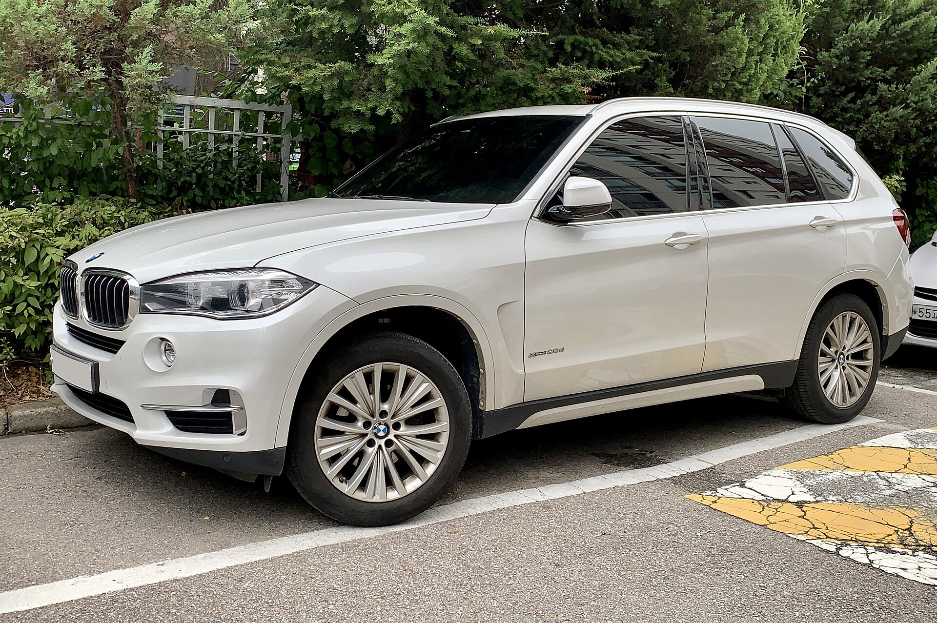 BMW X5 45e: Everything You Need to Know in 2026