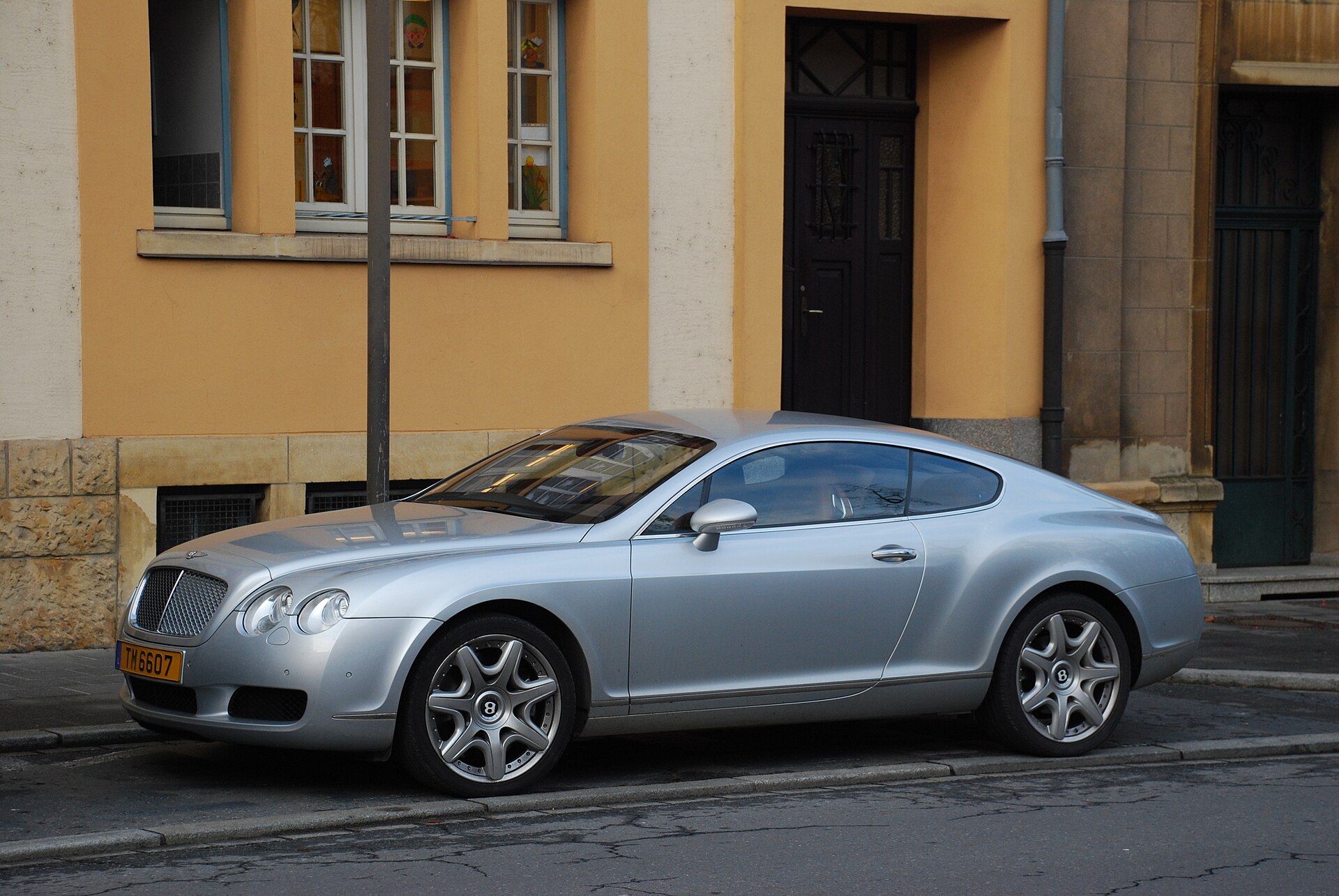 How Much Does a Bentley Continental GTC Cost? Full 5-Year Analysis