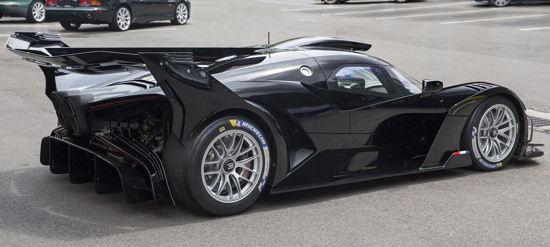 Bugatti Dealers: How to Find the Right One for You