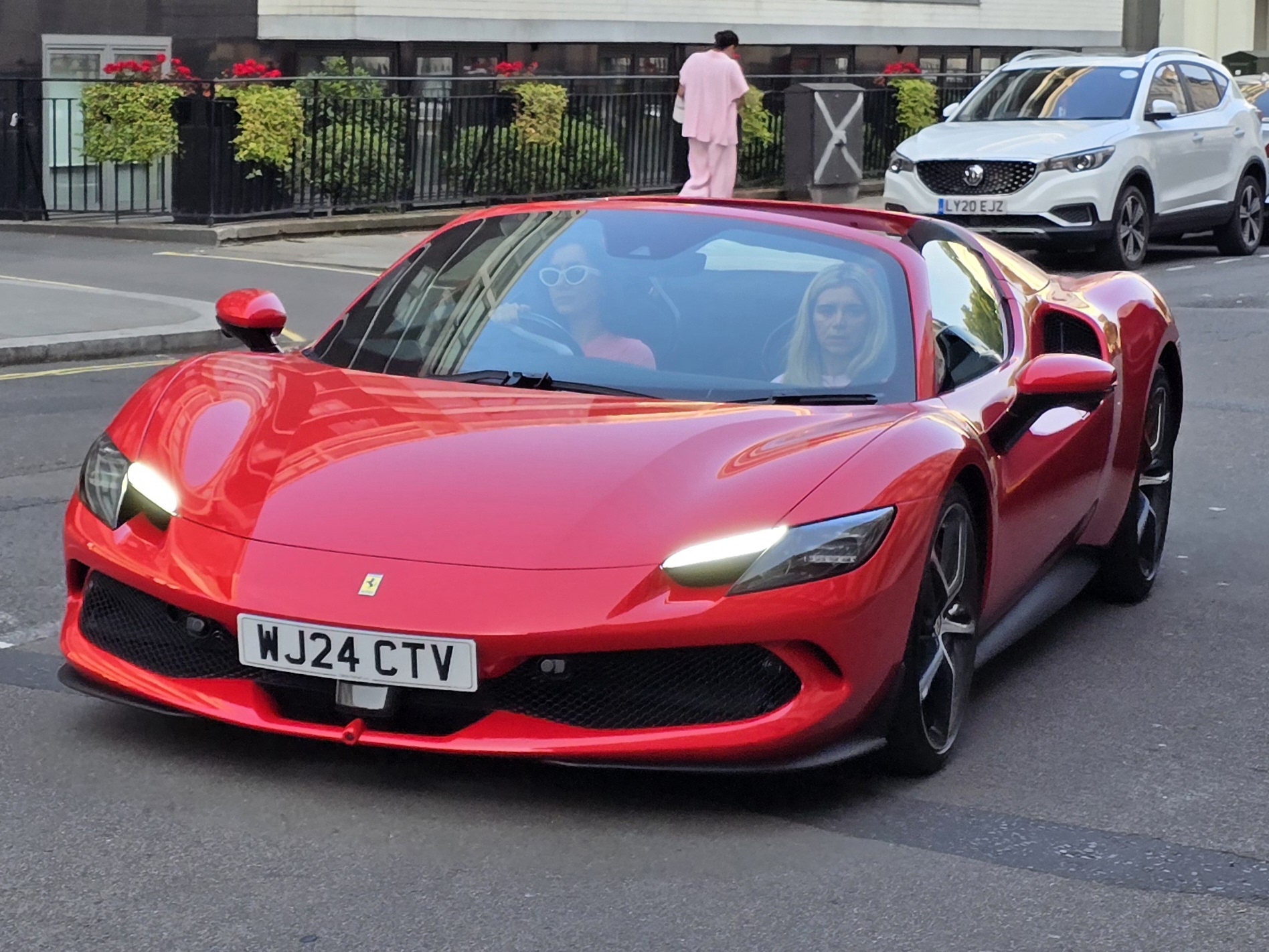Ferrari Dealers: How to Find the Right One for You