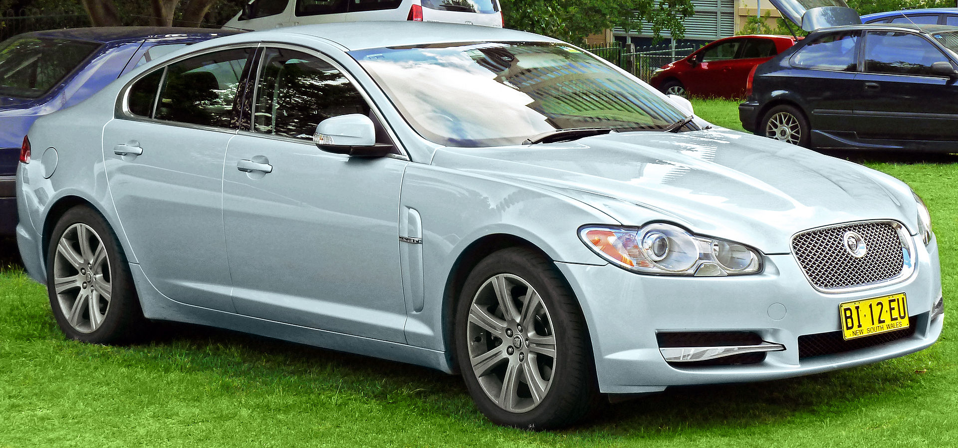 Jaguar XF