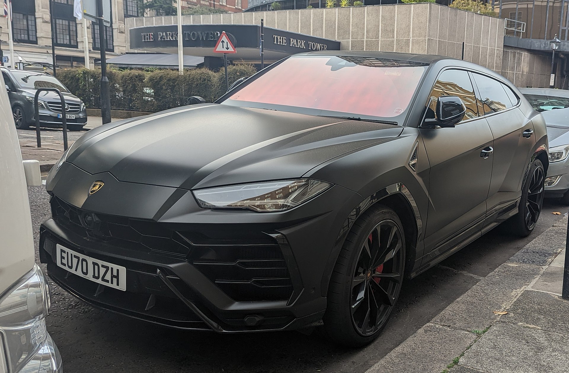 Lamborghini Urus Precio: Guía de Precios Completa para 2026