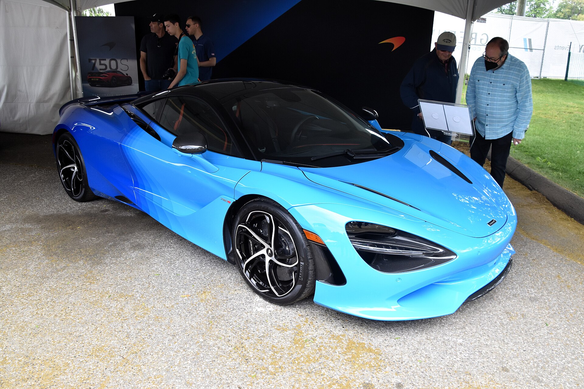 Buy a McLaren 750S — The 2022-present Coupe