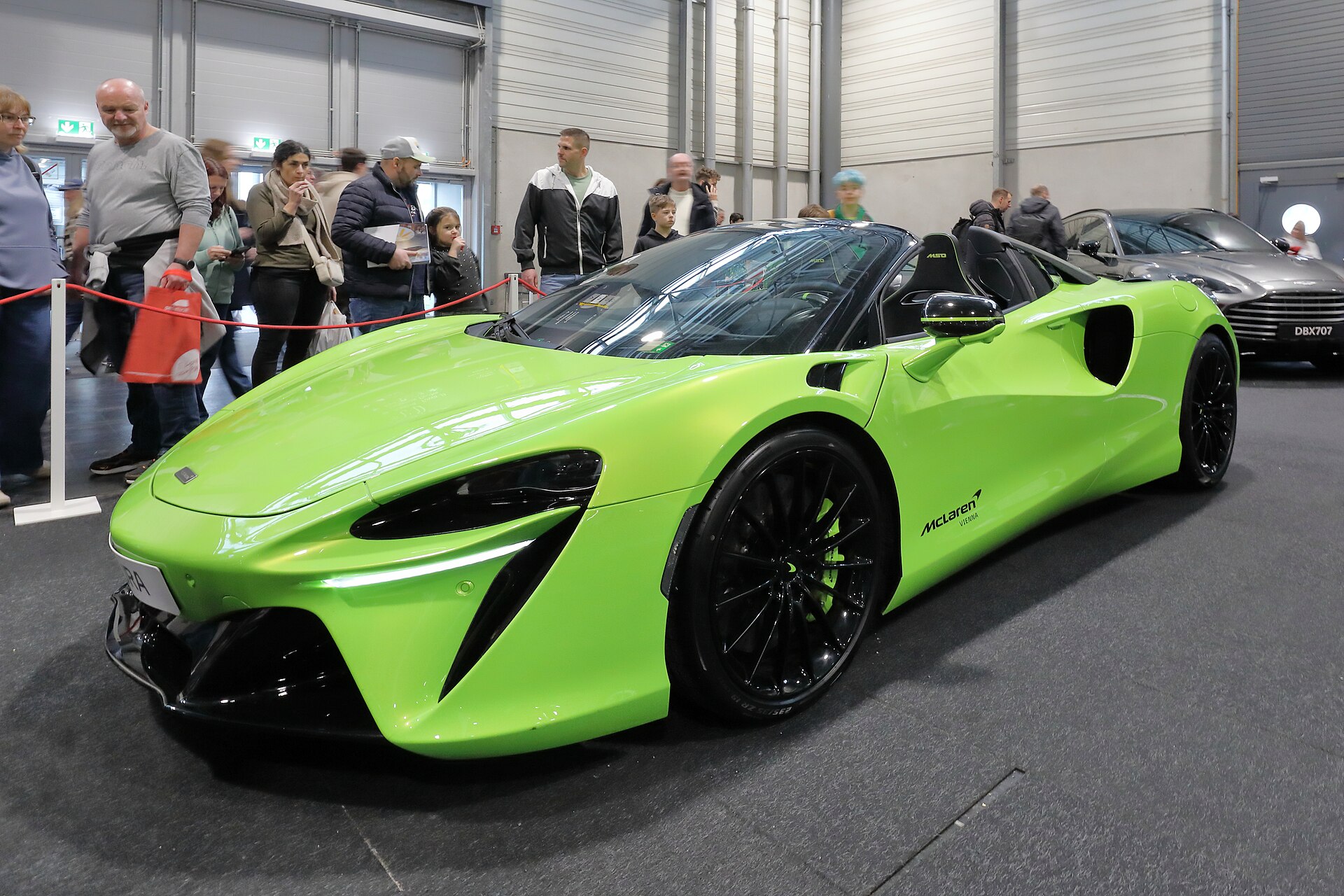 How Much Does a McLaren Artura Cost? $200,000–$265,000 + Running Costs
