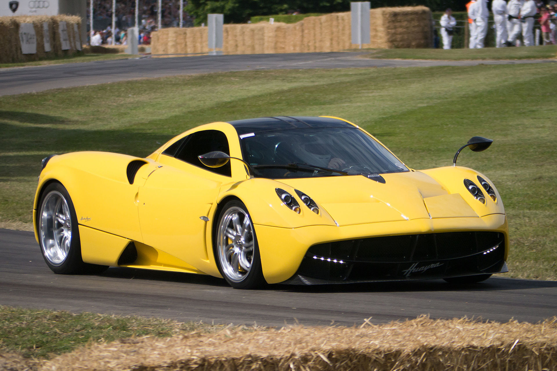 Sell My Pagani Zonda Cinque — Get $1,600,000 to $2,200,000