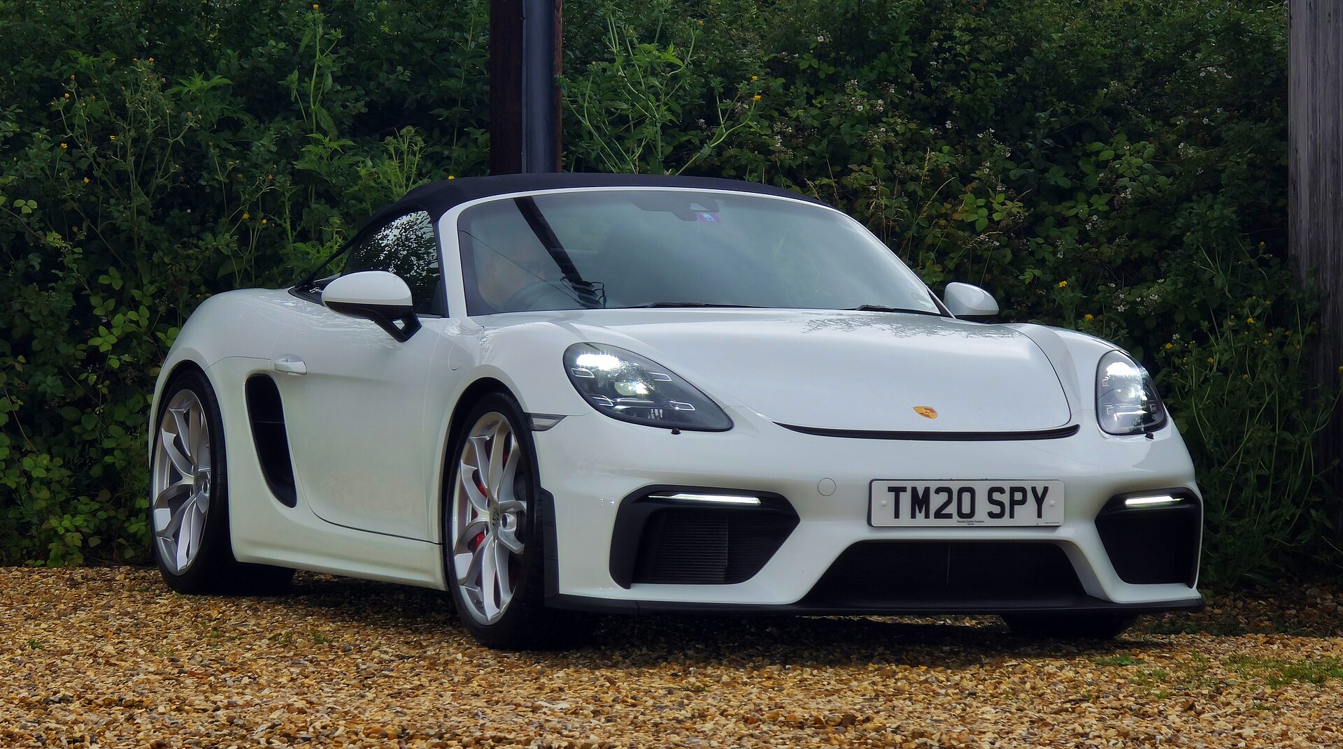 Porsche On Long Island Dealers: How to Find the Right One for You