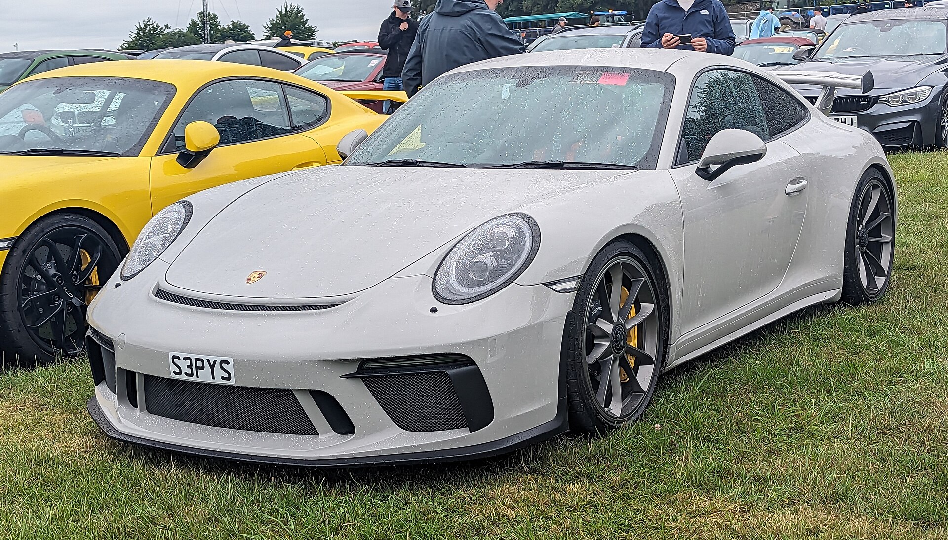 Porsche Magazine: Everything You Need to Know in 2026