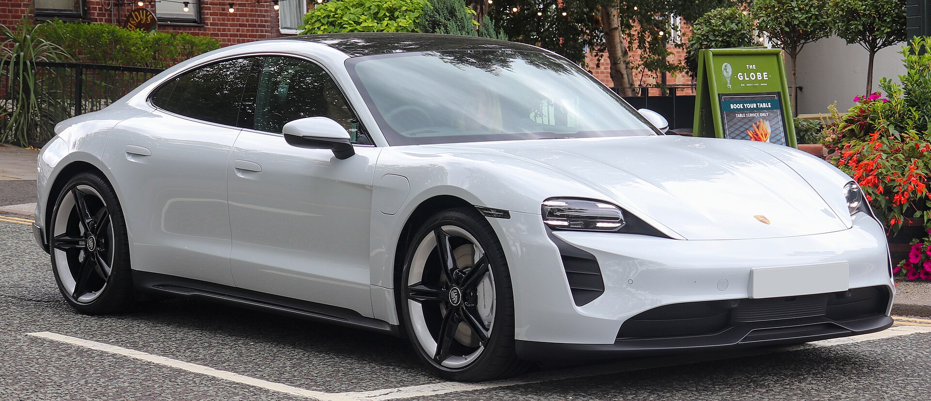 How to Sell Your Porsche Taycan for Maximum Value in 2026