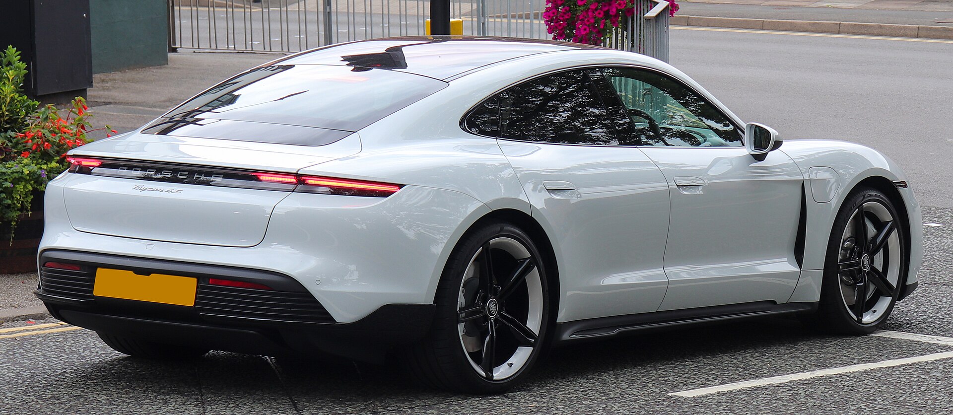 Porsche Taycan