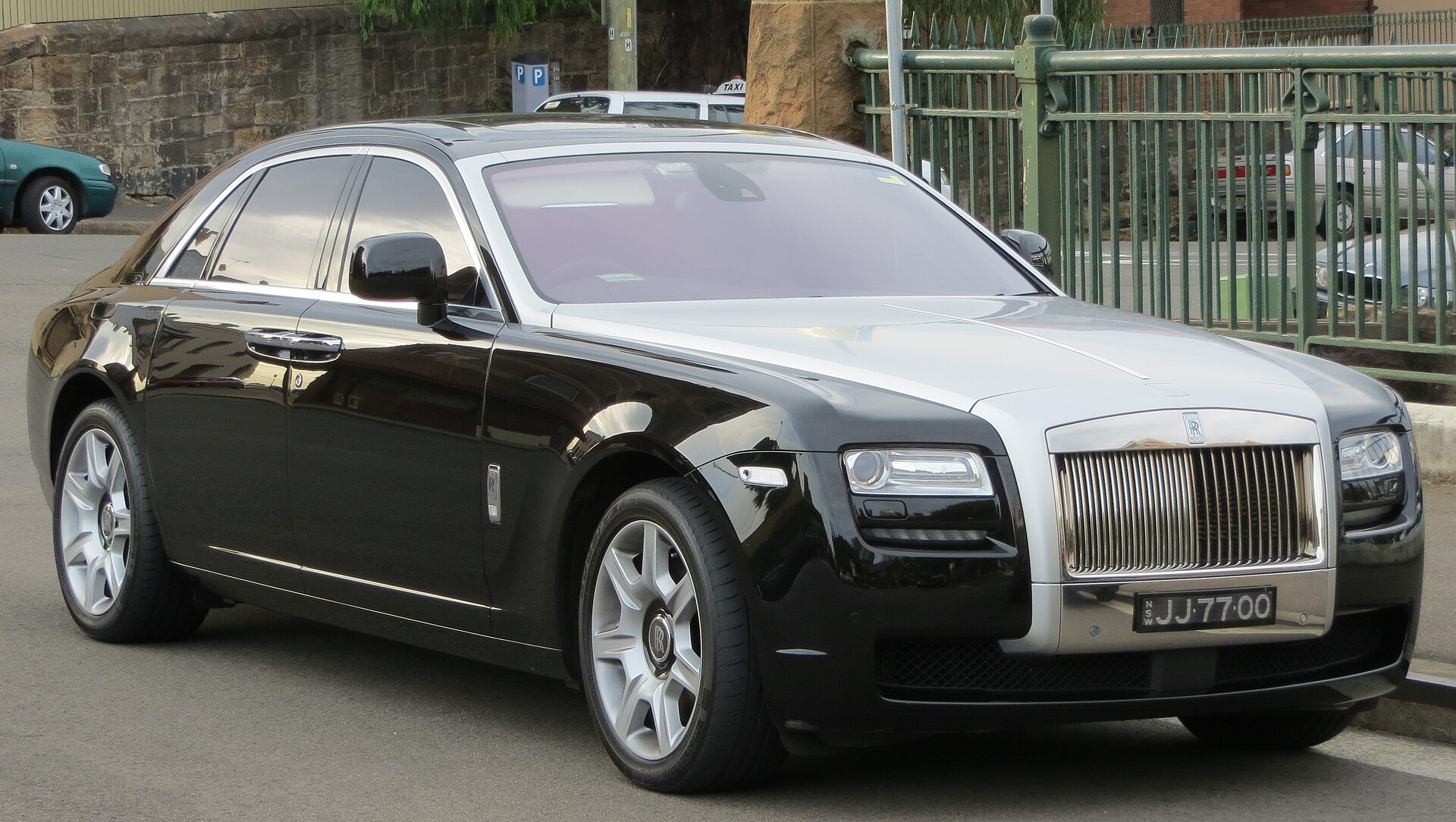 Sell My Rolls-Royce Black Badge Ghost: 592-HP Luxury Sedan Selling Guide