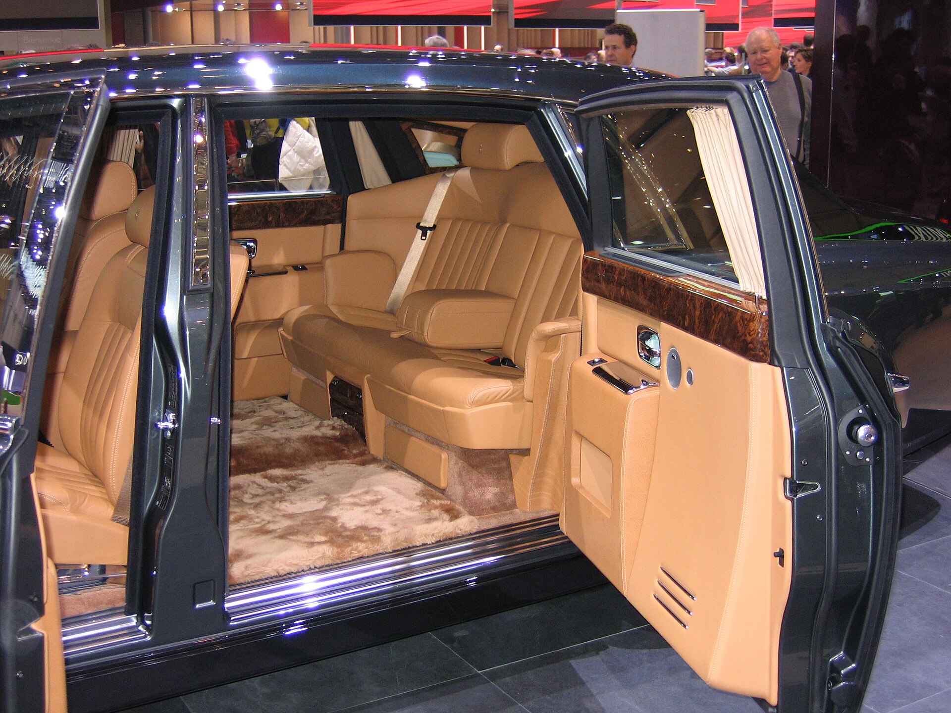 Rolls-Royce Phantom