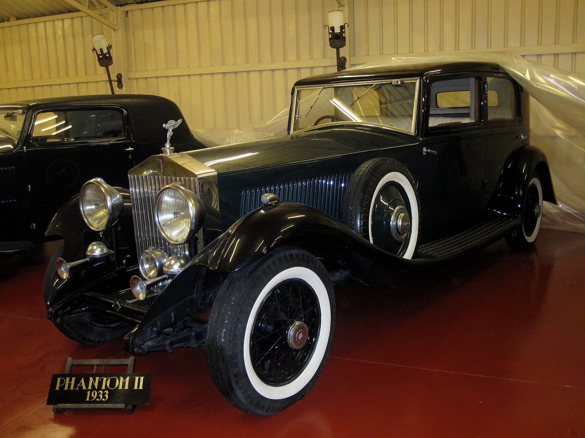 Rolls-Royce Phantom Cost: From $490,000 MSRP to Annual Expenses